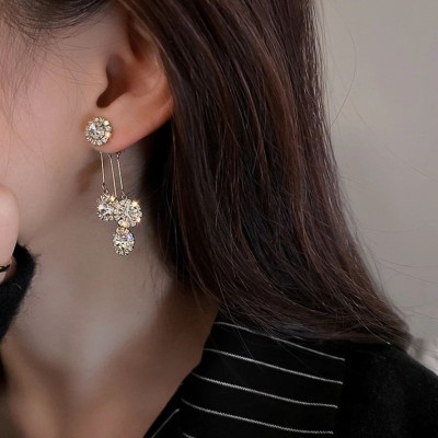 TheVineGirl Korean Diamond Fairy Flower Stud Earrings For Women And Girls 2 Pcs/Set Metal Tassel Earring