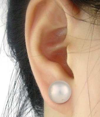 Pearlz Ocean Candent Pearl Studs Silver Stud Earring