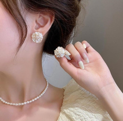 MAHADEV CREATION White Flower Stud Earring Crystal Alloy Stud Earring