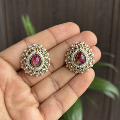 TaranaJewelry Ruby Red Teardrop Kundan & Pearl Halo Earrings, Antique Gold Ruby Brass Stud Earring
