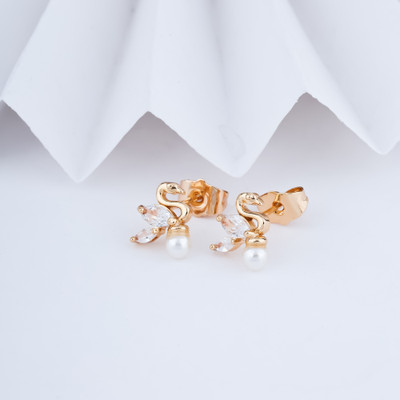 Shree Enterprise Beautiful Bird Shape with White Pearl Plug Earring Pearl Alloy Plug Earring