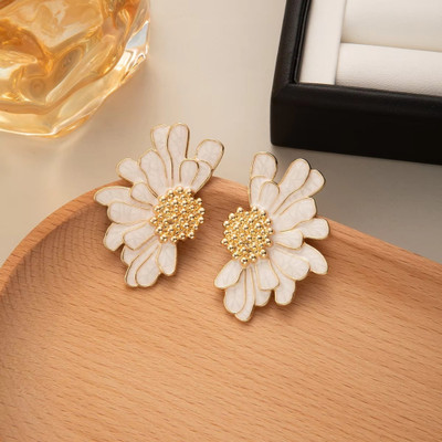 Tiso Elegant Big Flower Gold Korean Earrings for Women Girls Beige Statement Studs Crystal, Cubic Zirconia, Pearl Alloy, Brass, Stone Drops & Danglers, Earring Set, Huggie Earring, Rhinestone Studs, Stud Earring