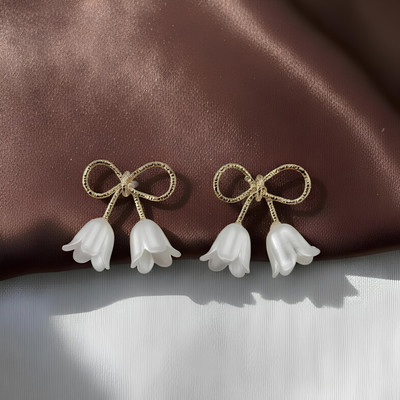 Nayaab collection Tulip Bloom Pearl Earrings – Elegant Floral Drop with Gold Ribbon Alloy Stud Earring