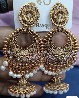 SAKETHAM Golden Dreams Alloy Jhumki Earring