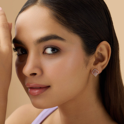 Kushal's Fashion Jewellery White Gold-Plated Contemporary Zircon Studs Copper Stud Earring