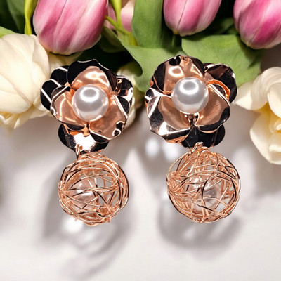 ROYAL VIBES earring Beads, Pearl Brass Plug Earring