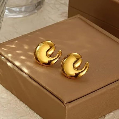 MARMORIS ECOM Anti Tarnish Coma Curved Earrings, Hypoallergenic Trending Fashion Jewellery Stainless Steel Stud Earring