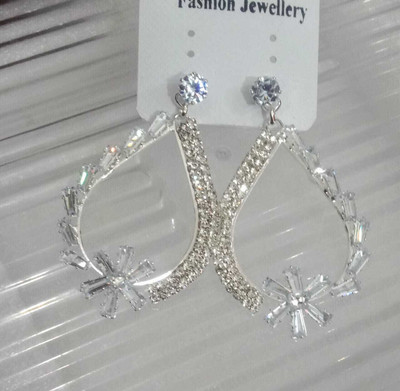 Epshitacreation Rhodium Plated AD Stone & Artificial Pearl Dangler Earring For Women Brass Earring Set