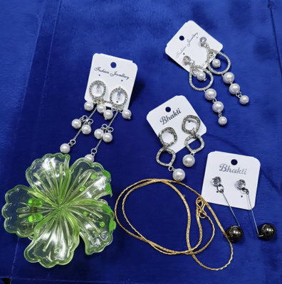 Nuvex Pearl Shine Set Pearl Alloy Jhumki Earring