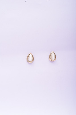 Namokriti Stud Earring Pearl Alloy Stud Earring