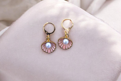 ELCETRATD JEWELLERY Shimmering beautiful pack of 1 earrings combo for women and girls Crystal Alloy Stud Earring