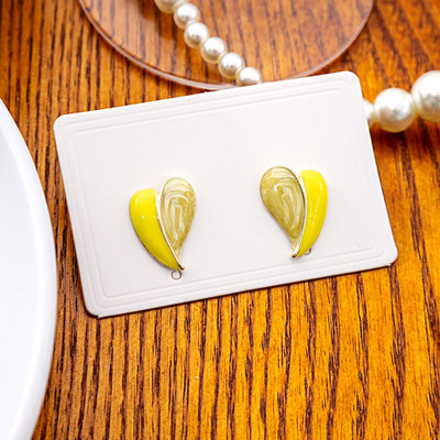 Stily Heart Shape Minimal Stud Earrings Alloy Stud Earring