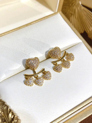 FIMBUL Gold-Plated Heart Shaped Stud Earrings Stainless Steel Stud Earring