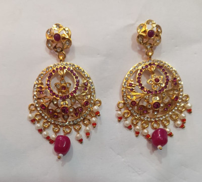 Sanjay pawar golden earring set for woman Alloy Earring Set