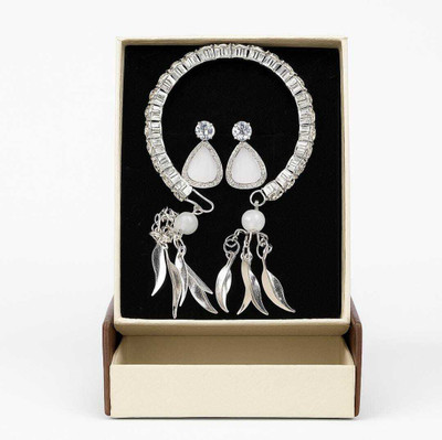 YAN ENTERPRISES earring for women and girls Agate Alloy Stud Earring
