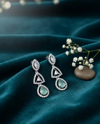 artfina Triple-Cut Green Drop Earrings Emerald Metal Earring Set