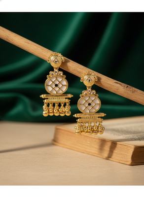 Outroyal OUTROYAL LUXURY COLLECTION Traditional Kundan Style Golden Brass Drops & Danglers