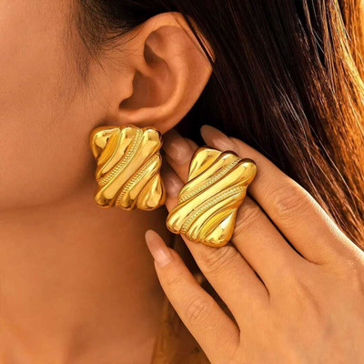 DiegoEnterpris square shpae earning for women Alloy Earring Set