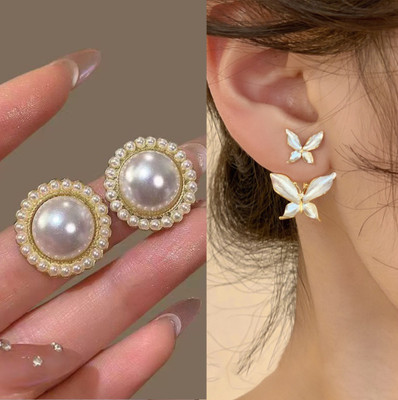 Saugaat Craft Western Style Trending Combo Pack of 2 Korean Studs Earrings For Women And Girls Cubic Zirconia, Crystal, Pearl Alloy Drops & Danglers, Rhinestone Studs, Stud Earring, Earring Set