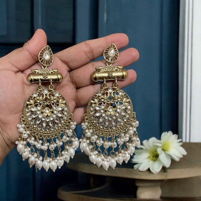 SAZOYA Royal Kundan Pearl Chandbali Earrings for Women Alloy Chandbali Earring
