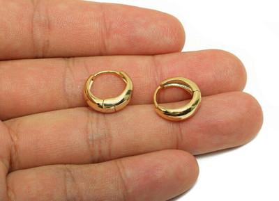 Vriva Jewels 1 Gram Gold Glory Stylish Earrings for Women & Girls Brass Stud Earring