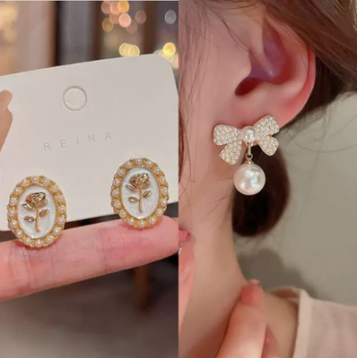 Saugaat Craft Western Style Trending Combo Pack of 2 Korean Studs Earrings For Women And Girls Cubic Zirconia, Crystal, Pearl Alloy Drops & Danglers, Rhinestone Studs, Stud Earring, Earring Set