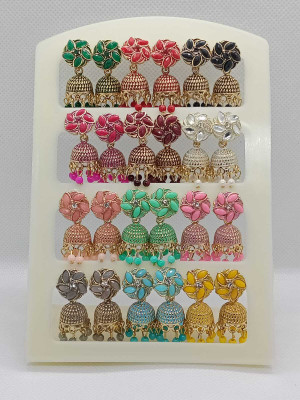 Vriti Golden Earring Jumka Diamond, Beads Alloy Ear Thread