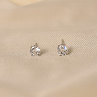 Elyta Simple studs pearl 0.4cm dia by ELYTA Pearl Silver Stud Earring