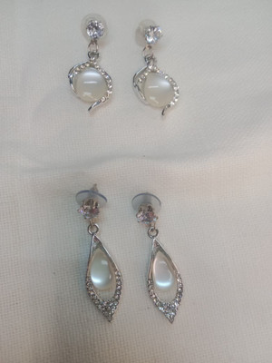 Avoroni Trendy White Teardrop Drop Earrings for Women with Crystal Accent Alloy Stud Earring
