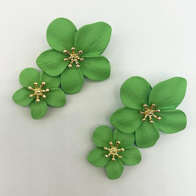 Exotique 2-Layer Light Green Earrings for Girls – Trendy Daily Wear Long Earrings Alloy Stud Earring