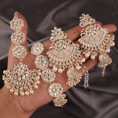 theostrichcollection vejpadi earring and mangtikka with matha patti set White Metal Earring Set