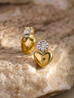 Dressberry Stylish and Trendy Party Wear Jewellery Alloy Drops & Danglers