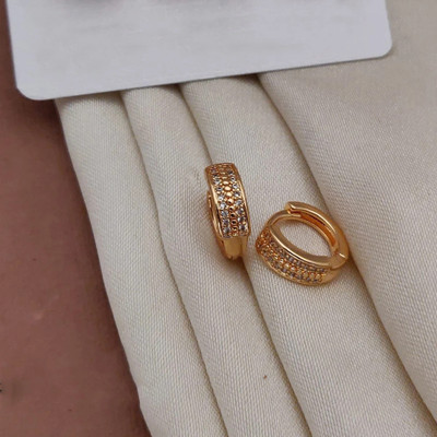 EMINENT TRADERS EG-69 ET Cubic Zirconia Brass Stud Earring