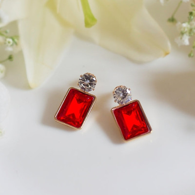 Radhe vibes Stylish design stud earrings Plastic, Stone Stud Earring