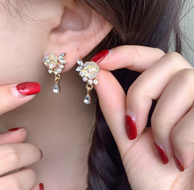 AKISON JEWELS Small Flower Earrings For Women Floral Earrings Korean Earrings Party Wear Pearl, Cubic Zirconia, Diamond, Crystal Alloy Earring Set, Drops & Danglers, Jhumki Earring