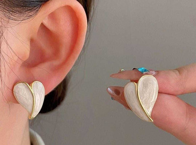DiegoEnterprise Glossy White Korean Inspired Leaf Shaped Earrings for women and girls Alloy Stud Earring