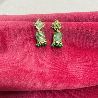 Fashion Paradise Green Cylender Shape Jhumki Alloy Earring Set