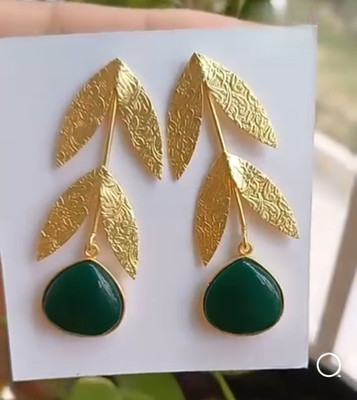 R S COLLECTION Green stone leafy pattern earrings Brass Stud Earring, Drops & Danglers, Tassel Earring, Earring Set