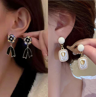 Saugaat Craft Western Style Trending Combo Pack of 2 Korean Studs Earrings For Women And Girls Cubic Zirconia, Crystal, Pearl Alloy Drops & Danglers, Rhinestone Studs, Stud Earring, Earring Set