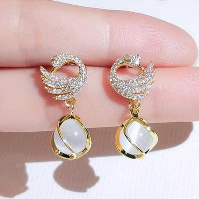 Mebella Korean Glorious Pearl Gold Plated style Peacock and white moti Earring for Women Cubic Zirconia, Diamond, Opal Alloy Drops & Danglers, Hoop Earring, Huggie Earring, Jhumki Earring, Earring Set