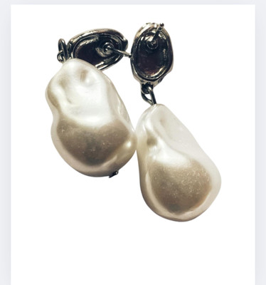 CHAANDRIXA Elegant Drop Korean Style Lightweight Silvertone Statement Alloy Drops & Danglers, Earring Set, Hoop Earring