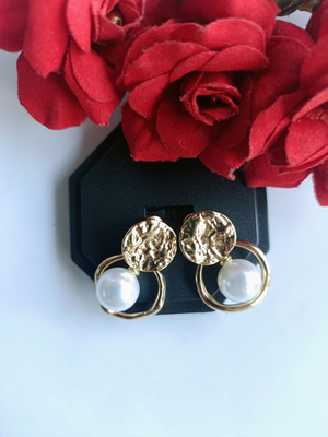 Relishine Western Trendy Pearl drop Earring Metal Stud Earring