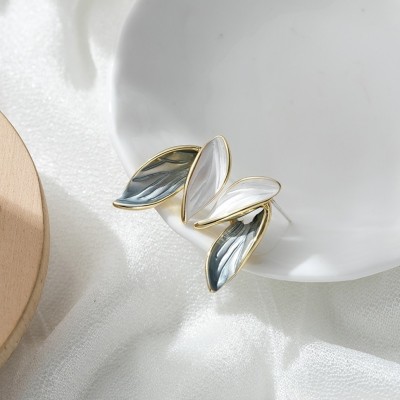 MYKI Spring Collection Leaves Earring For Women & Girls Alloy Clip-on Earring