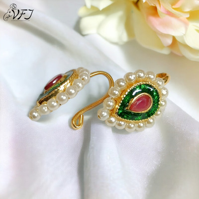 VIGHNAHARTA Vighnaharta Alloy Gold Plated Bugadi For Women and Girls[VFJ1050BUGADI] Pearl Brass Hoop Earring