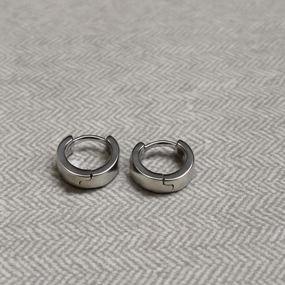 MEHAK CREATION Black Round Stud Earrings for Men - 6 mm Alloy Stud Earring Brass Hoop Earring, Stud Earring