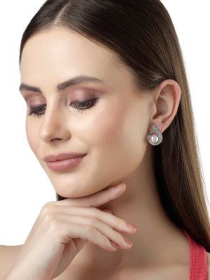 Scintillare by Sukkhi Attractive Rhodium Plated Pearls & Crystals Stones Studs Earring Stylish Fashion Alloy Stud Earring