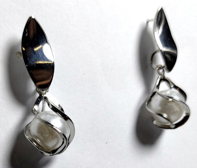 priyaa drop & danglers pearl earring Pearl Alloy Drops & Danglers