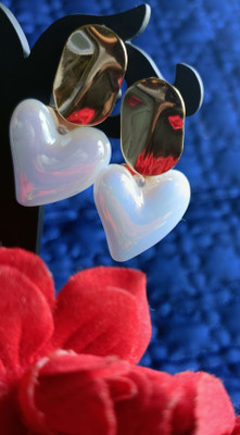 Relishine Western Trendy Golden Pearl Heart Earring Metal Stud Earring