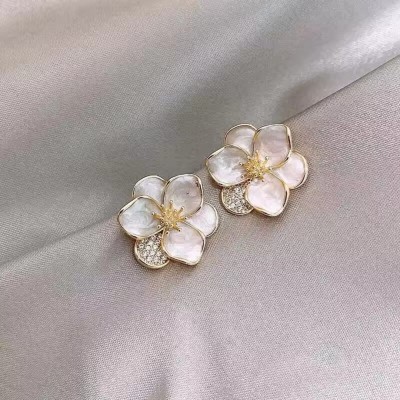 Mystic Collections Gold Plated Korean White Enamel Flower Shape Stud Earrings Zircon Alloy Stud Earring