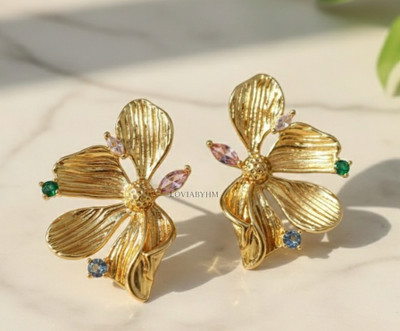 LOVIA BY HM GOLD OVERSIZED STUD EARRINGS, KOREAN EARINGS FOR WOMEN, RRENDY PARTY EARRINGS Crystal Alloy Stud Earring, Rhinestone Studs